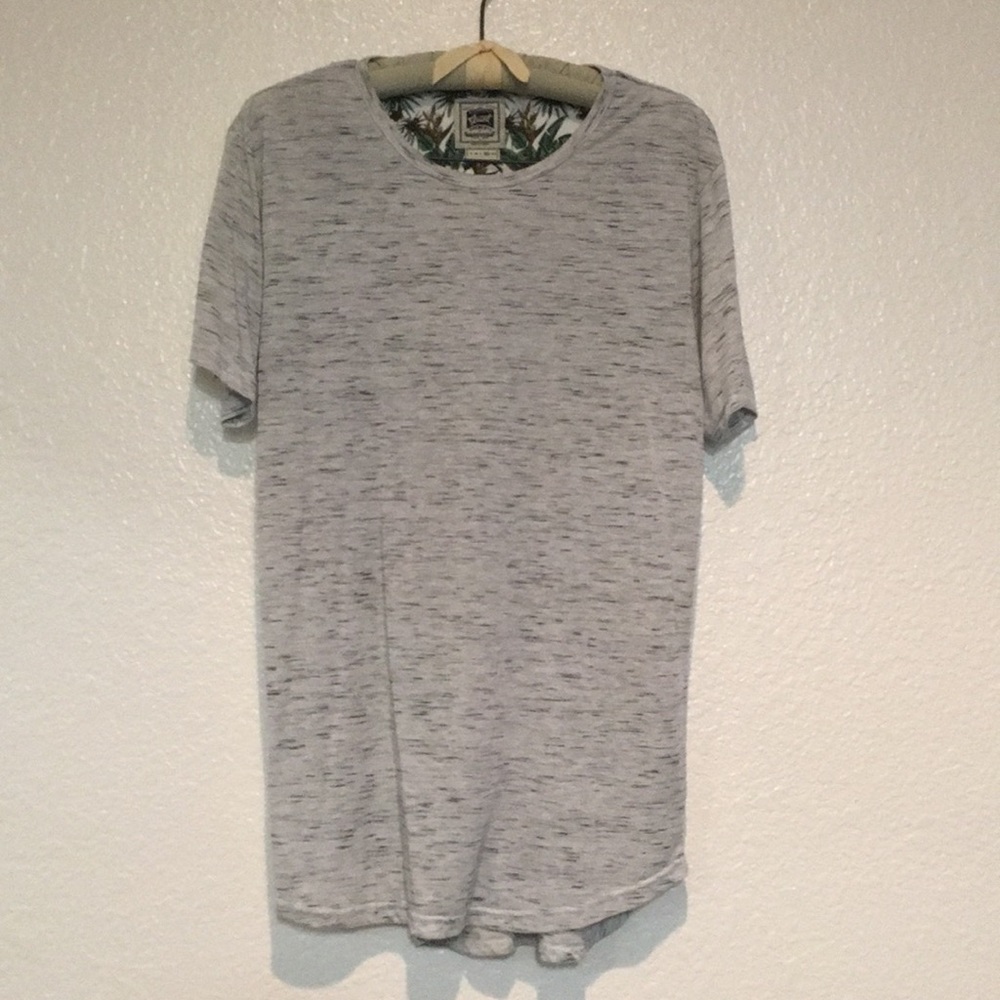 XL Heather Gray Curved Hem T-Shirt